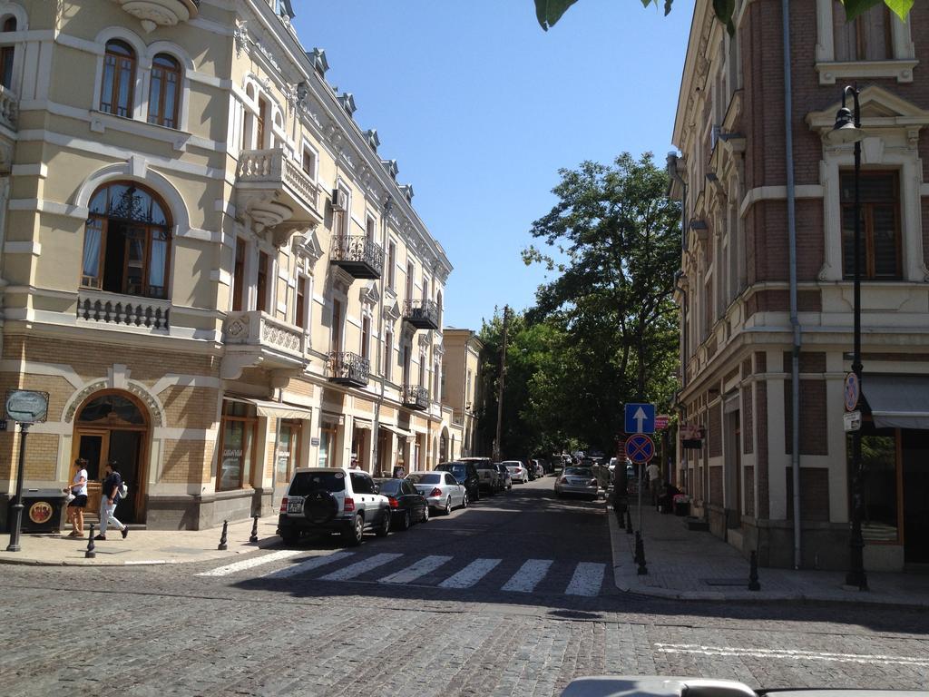 Alaroid'S Gt Apartment Tbilisi Luaran gambar
